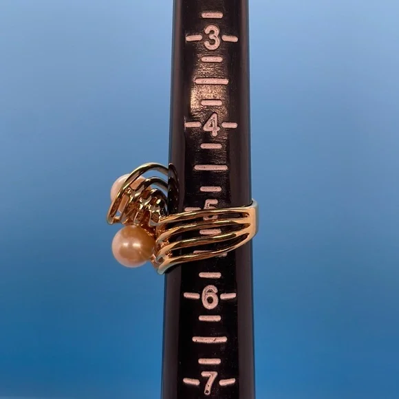 Gold & pearl swirl ring Sz 5 - Picture 8 of 8